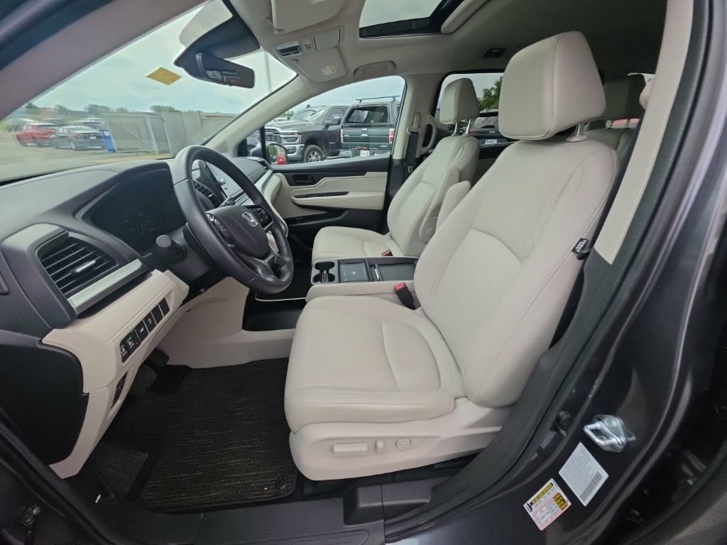 Used 2026 Honda Odyssey EX-L image 12
