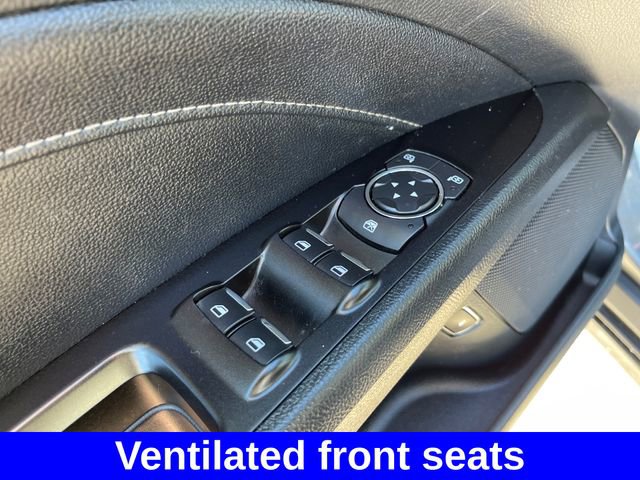 Used 2019 Ford Fusion Titanium FWD image 11