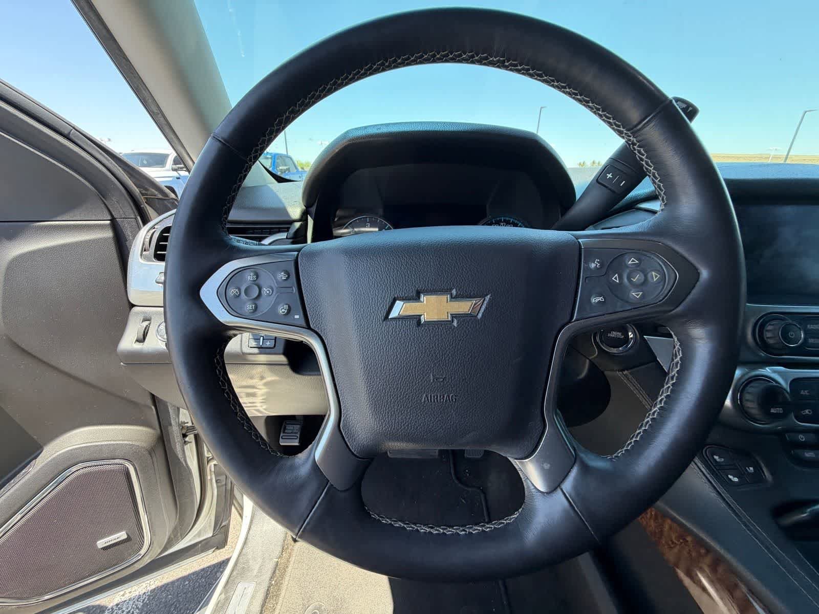 Used 2017 Chevrolet Suburban Premier RWD image 10
