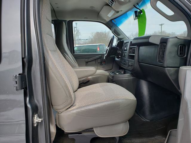Used 2016 Chevrolet Express 3500 LT w/ LT Preferred Equipment Group image 17