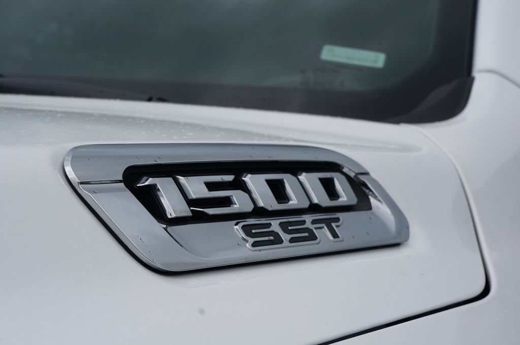Used 2025 RAM 1500 Big Horn AWD/4WD image 5