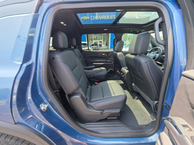 Used 2026 Chevrolet Traverse Z71 w/ Enhanced Driving Package AWD/4WD image 17