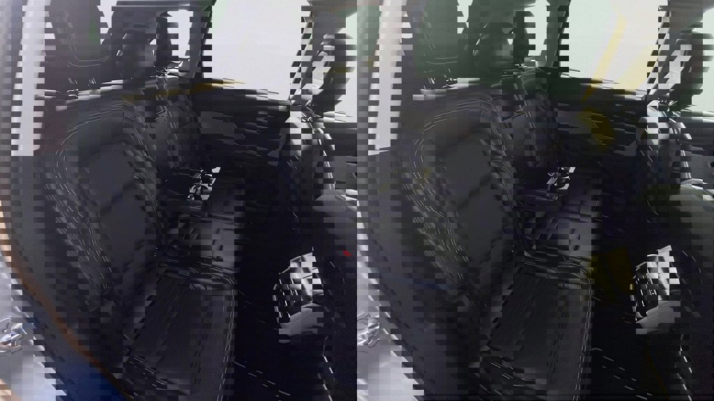 Used 2024 Lincoln Nautilus Reserve image 17