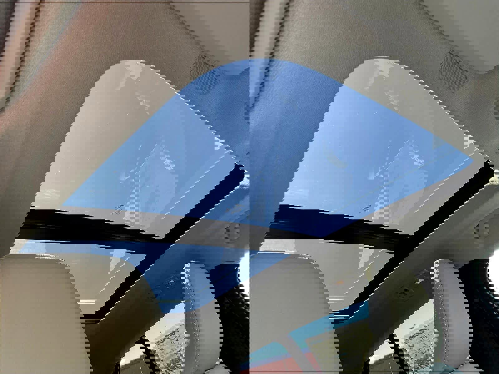 New 2026 Volvo XC40 B5 Ultra w/ Climate Package image 29