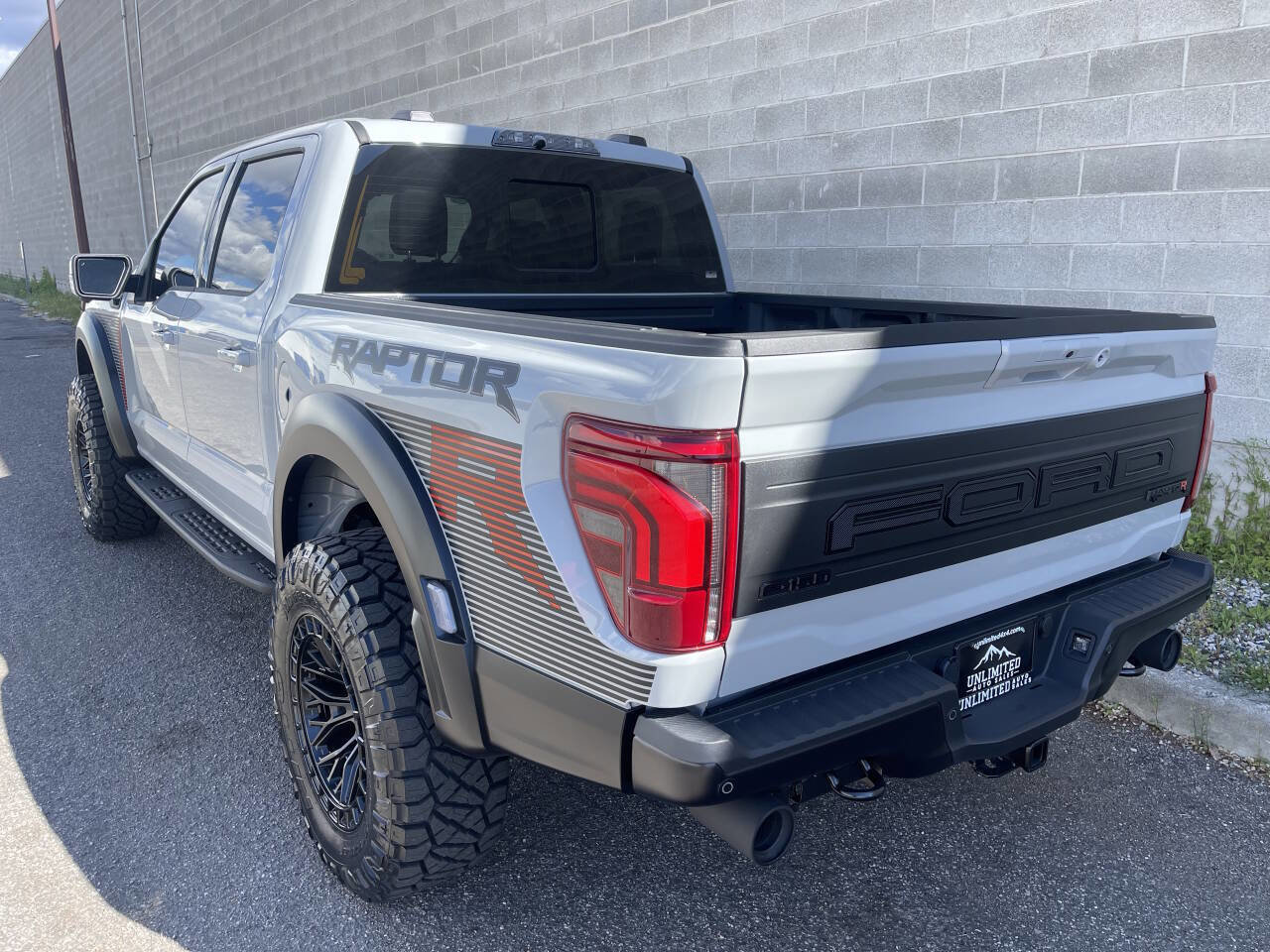Used 2026 Ford F150 Raptor w/ Equipment Group 803A Raptor R AWD/4WD image 54