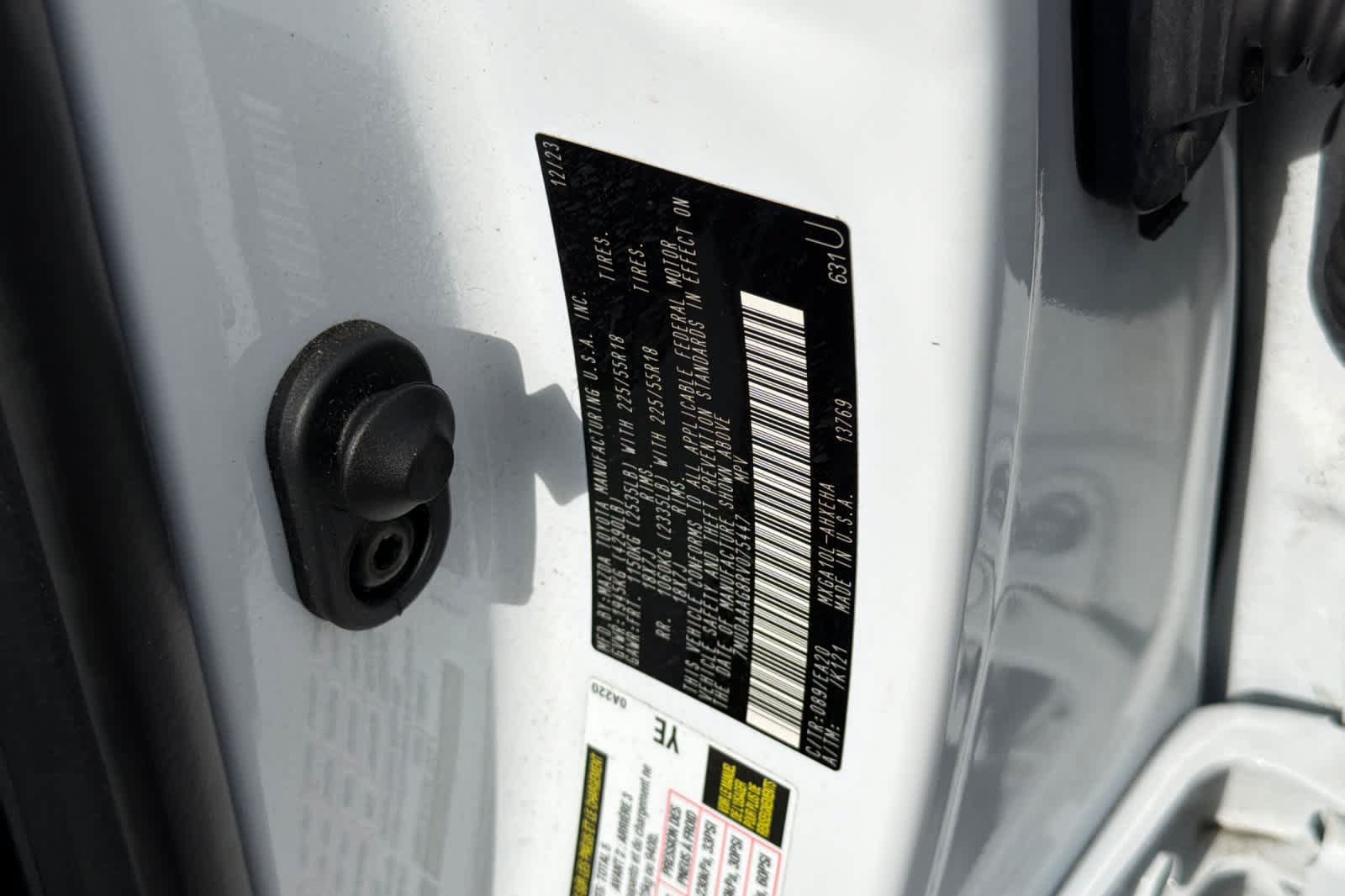 Used 2024 Toyota Corolla Cross XLE w/ Convenience Package FWD image 33