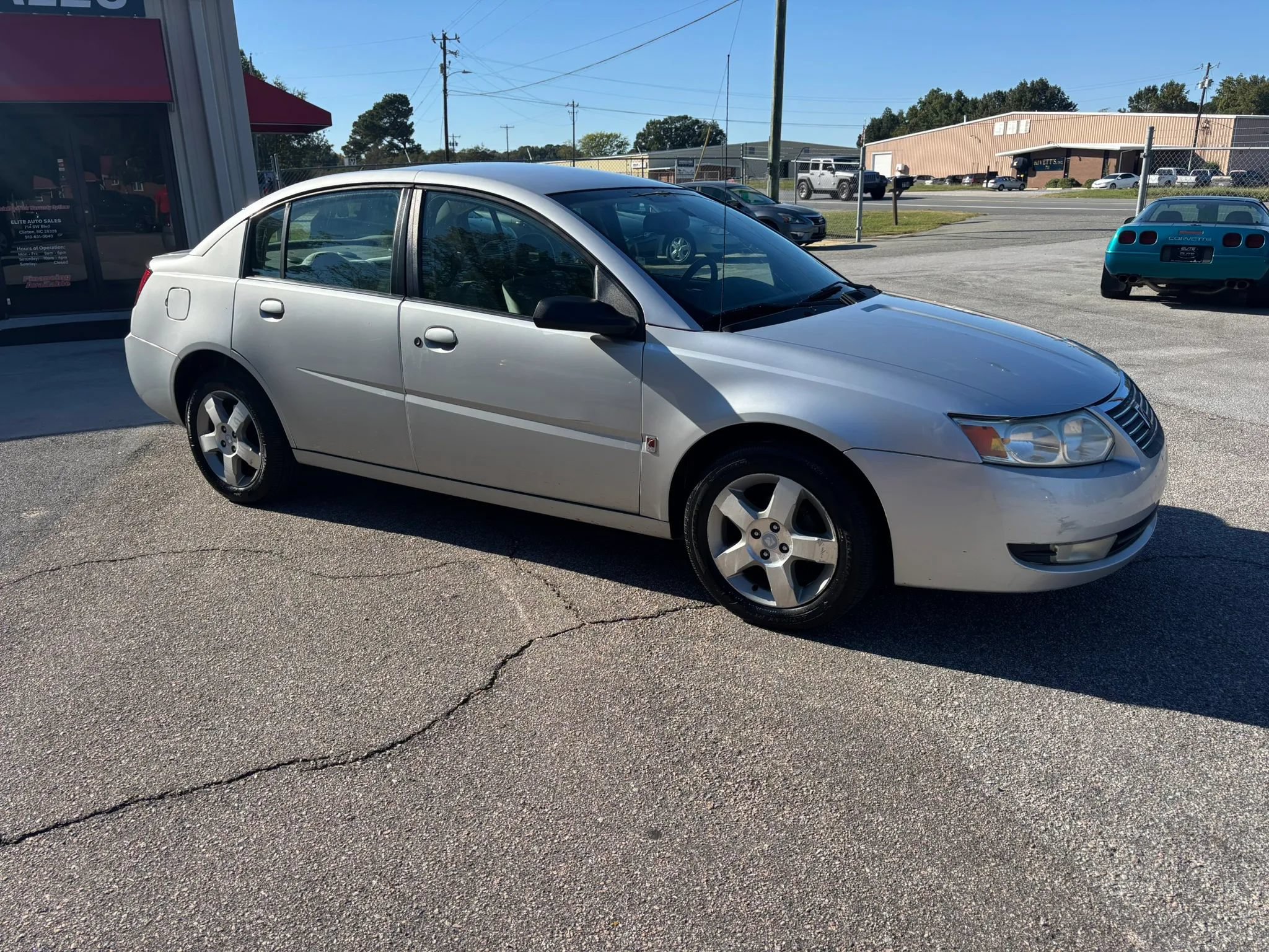 Used 2007 Saturn ION Level 3 w/ Enhanced Performance Pkg FWD image 5