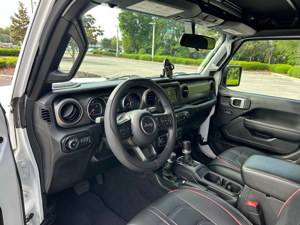 Used 2021 Jeep Wrangler Sport AWD/4WD image 10