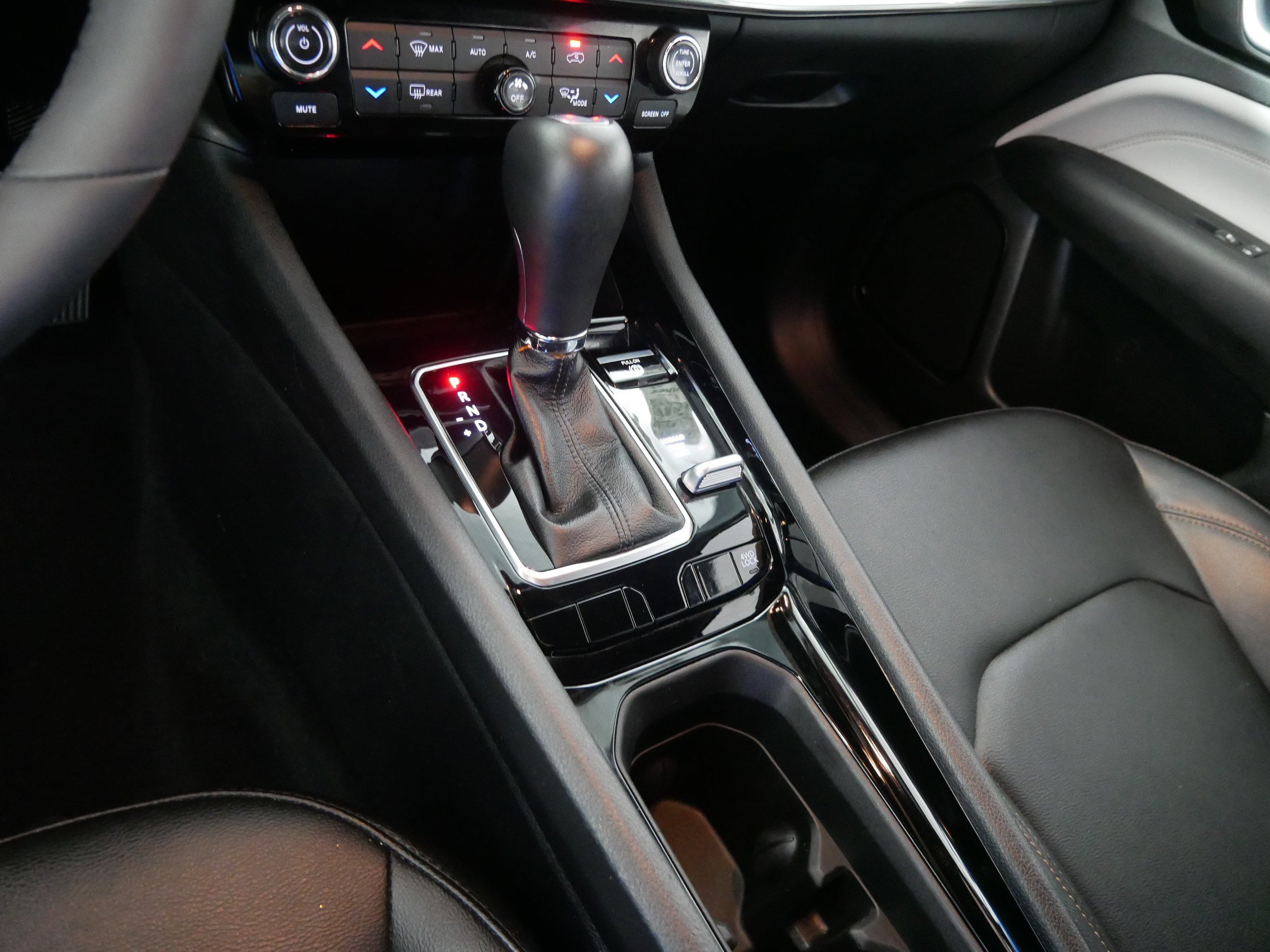 Used 2024 Jeep Compass Limited AWD/4WD image 24