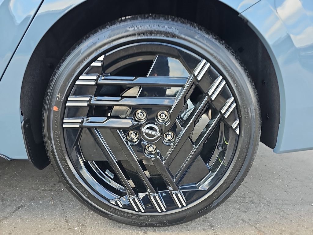 New 2026 Nissan Sentra SR w/ SR Premium Package FWD image 35