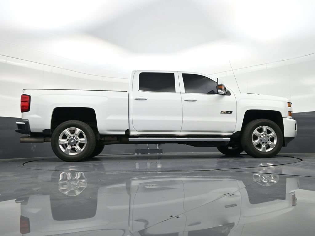 Used 2018 Chevrolet Silverado 2500 LTZ w/ Duramax Plus Package image 28