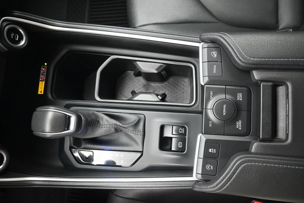 Used 2024 Toyota Grand Highlander AWD image 20