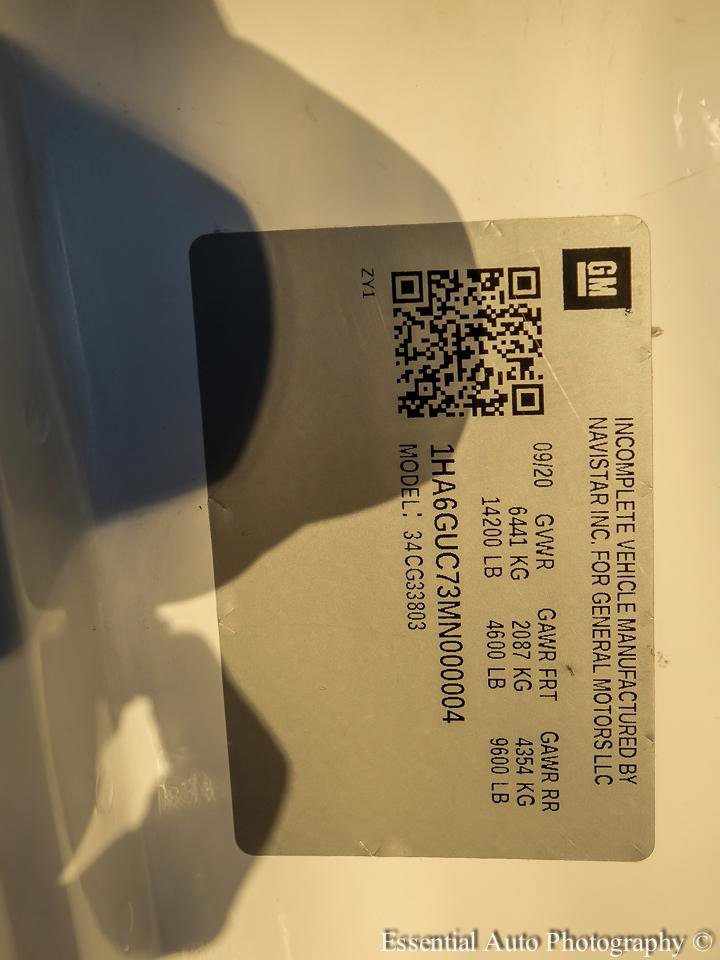 Used 2021 Chevrolet Express 4500 w/ Power Convenience Package RWD image 21