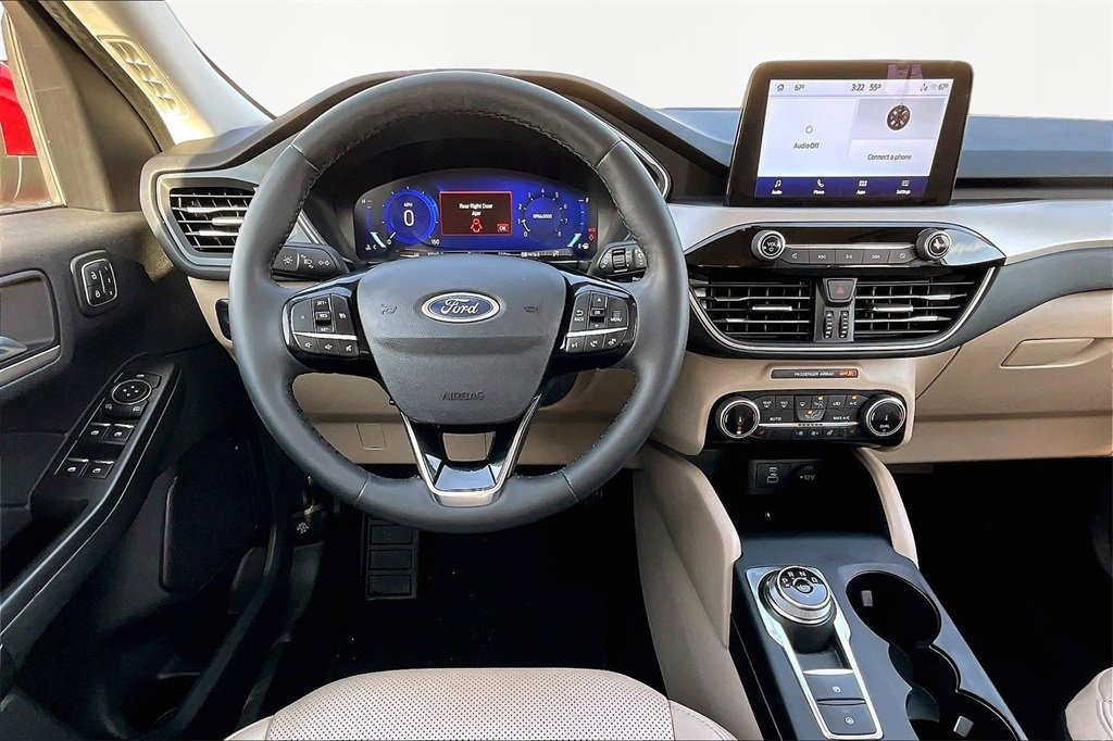 Used 2022 Ford Escape SEL w/ Technology Package image 5