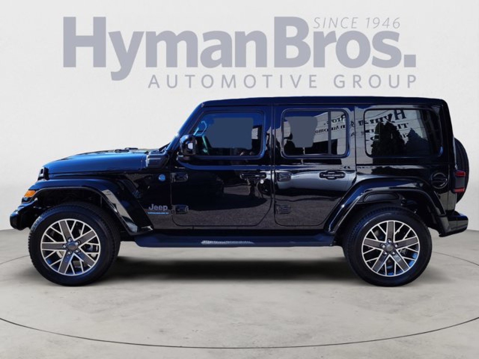 Used 2023 Jeep Wrangler Unlimited Sahara AWD/4WD image 6