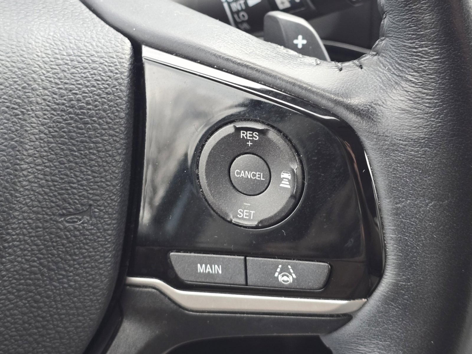 Certified 2020 Honda Pilot Touring image 37