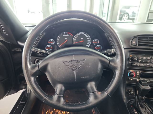 Used 2004 Chevrolet Corvette Base w/ Preferred Equipment Group image 33