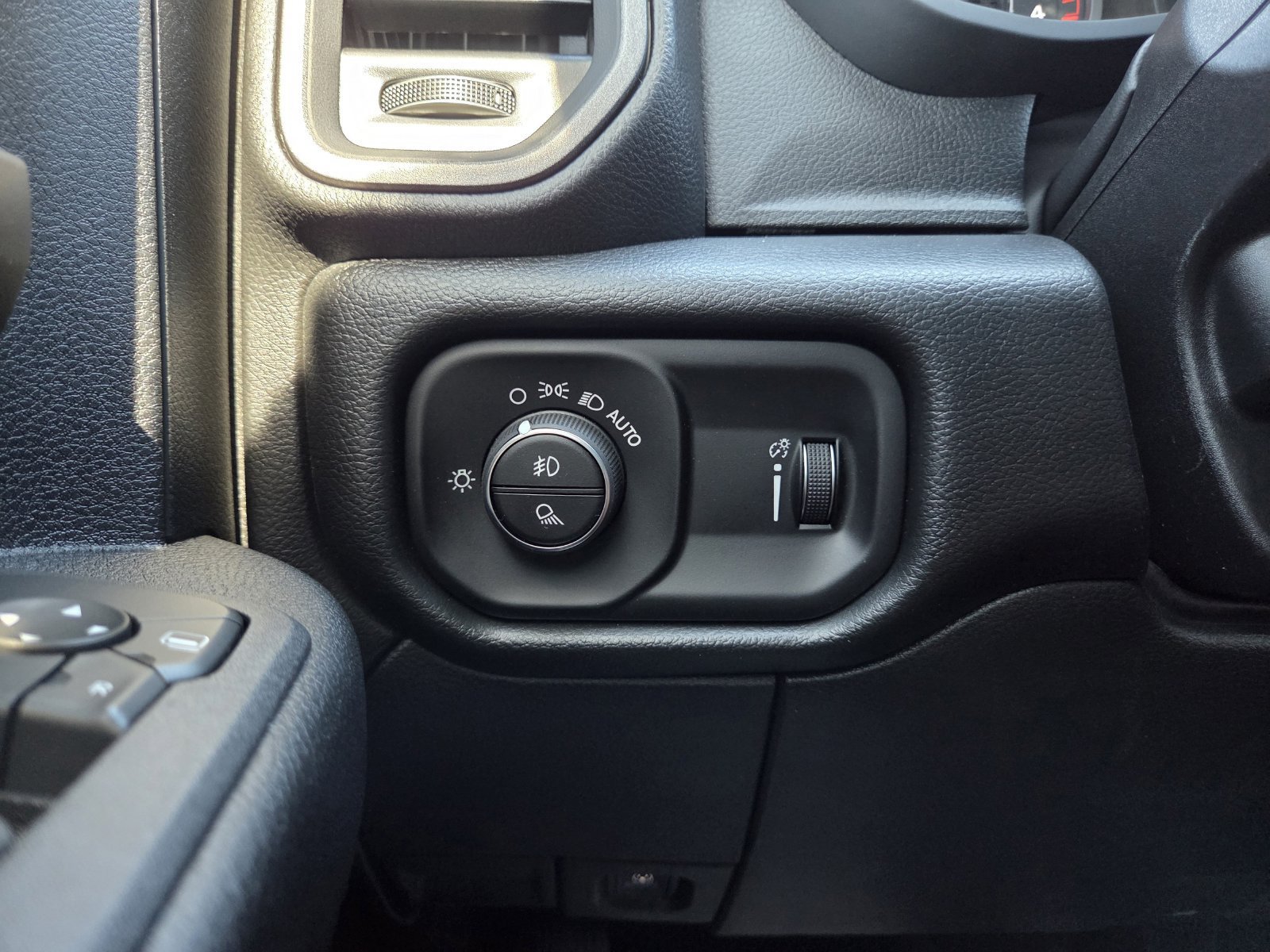 New 2026 RAM 3500 Tradesman AWD/4WD image 41
