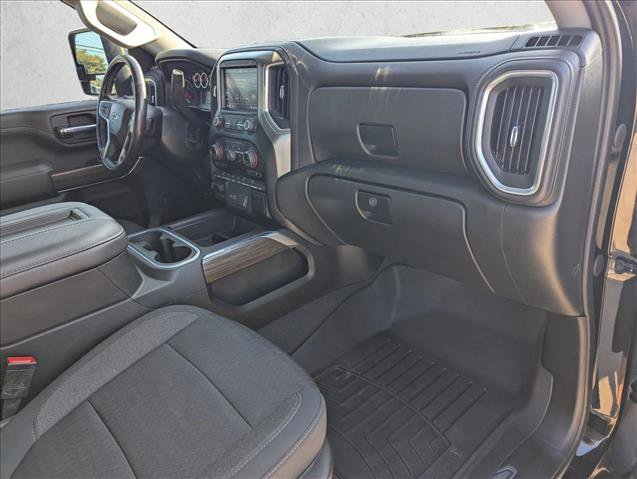 Used 2022 Chevrolet Silverado 2500 LT w/ Midnight Edition image 18