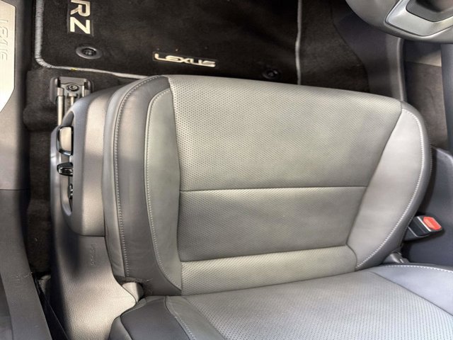 Used 2024 Lexus RZ 300e Premium w/ Accessory Package (Z1) image 11