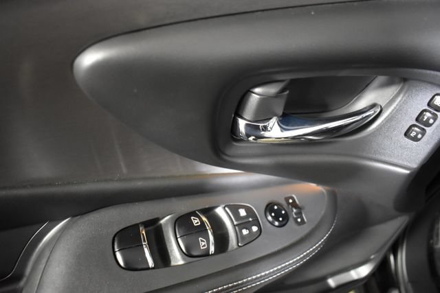 Used 2020 Nissan Murano SL w/ Moonroof Package AWD/4WD image 8
