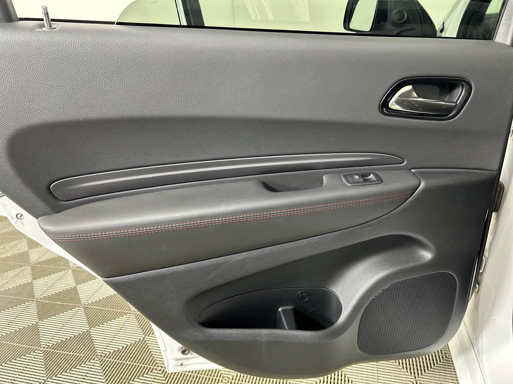 Used 2023 Dodge Durango R/T RWD image 16