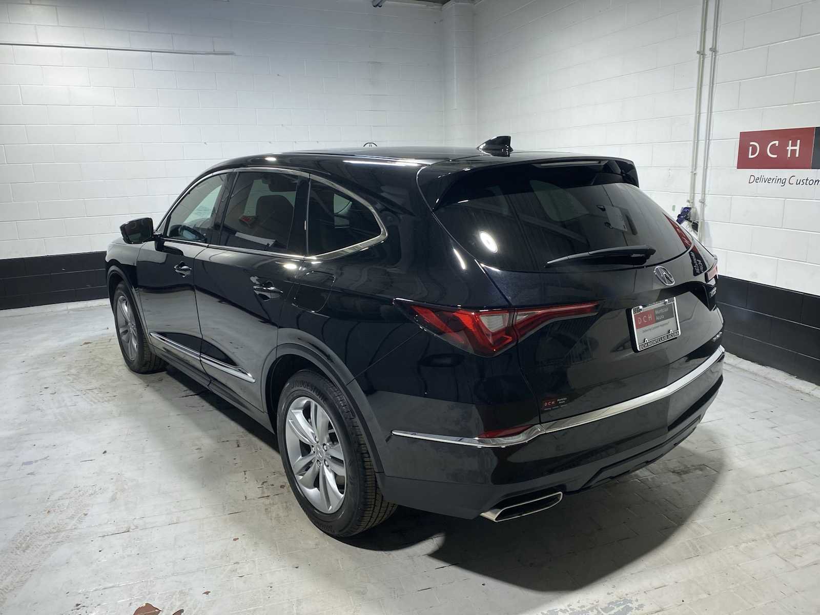 Certified 2023 Acura MDX SH-AWD image 4
