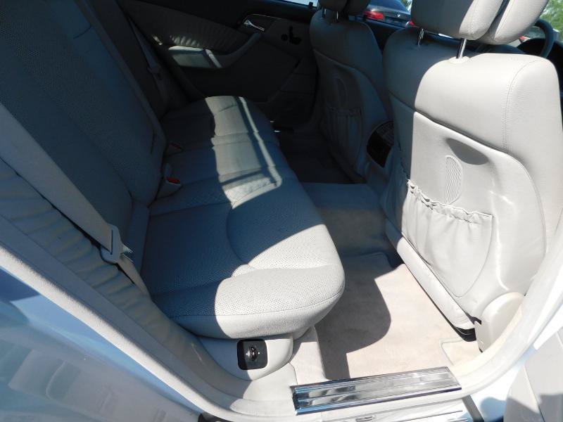 Used 2004 Mercedes-Benz S 430 4MATIC image 24