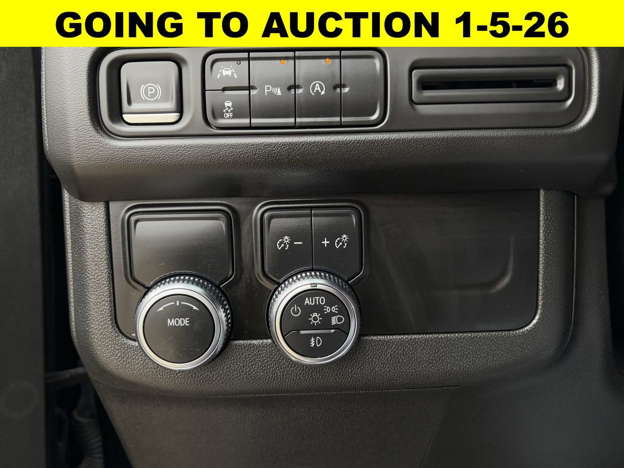 Used 2023 GMC Yukon SLT image 23