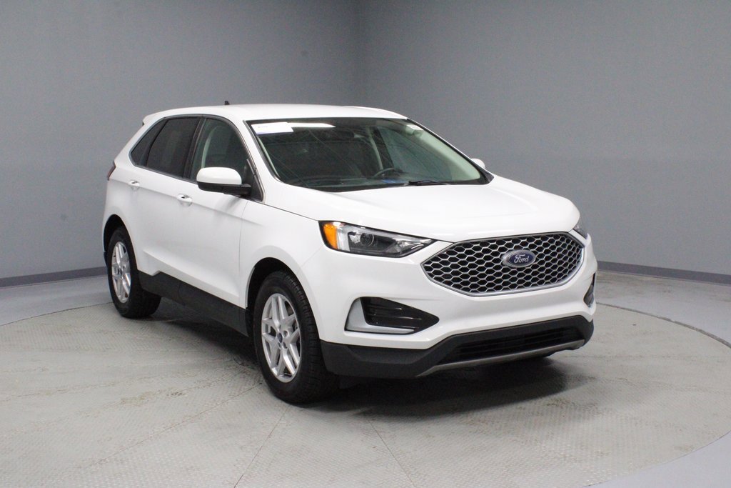 Used 2024 Ford Edge SEL