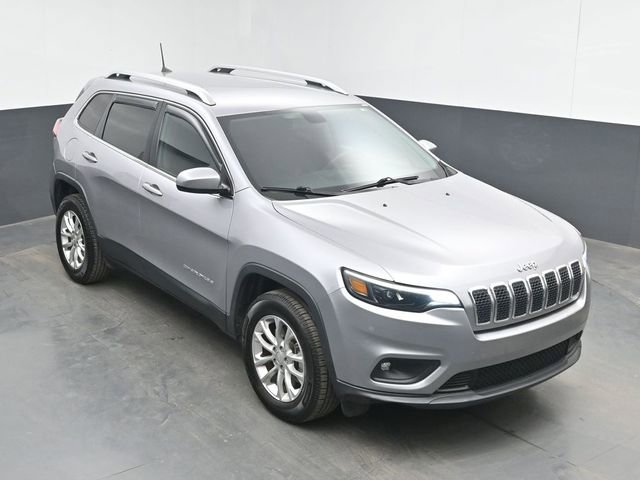 Used 2019 Jeep Cherokee Latitude w/ Cold Weather Group AWD/4WD image 13