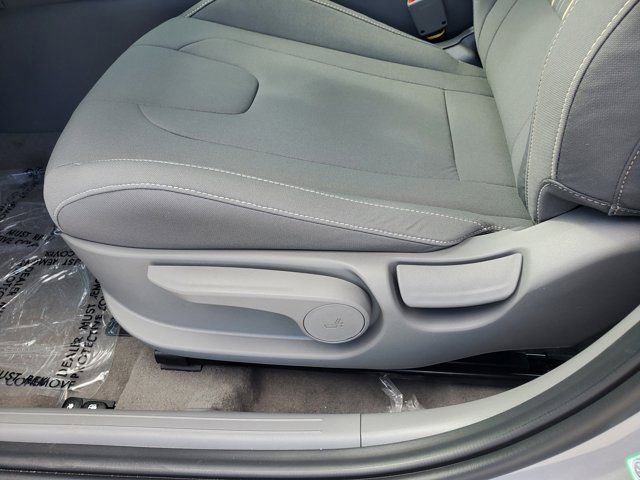New 2026 Hyundai Elantra Sport w/ Cargo Package image 10