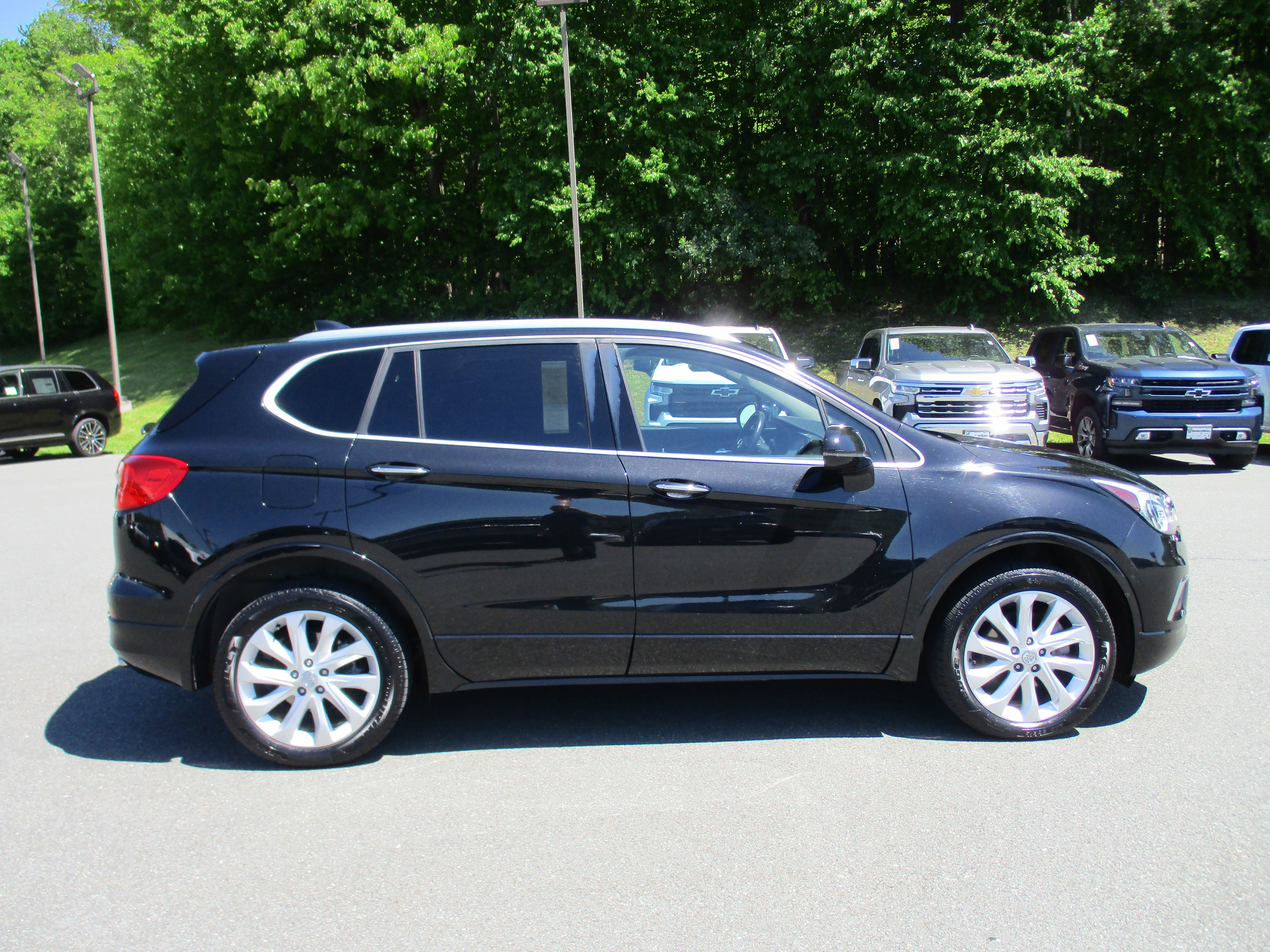 Used 2017 Buick Envision Premium AWD/4WD image 4