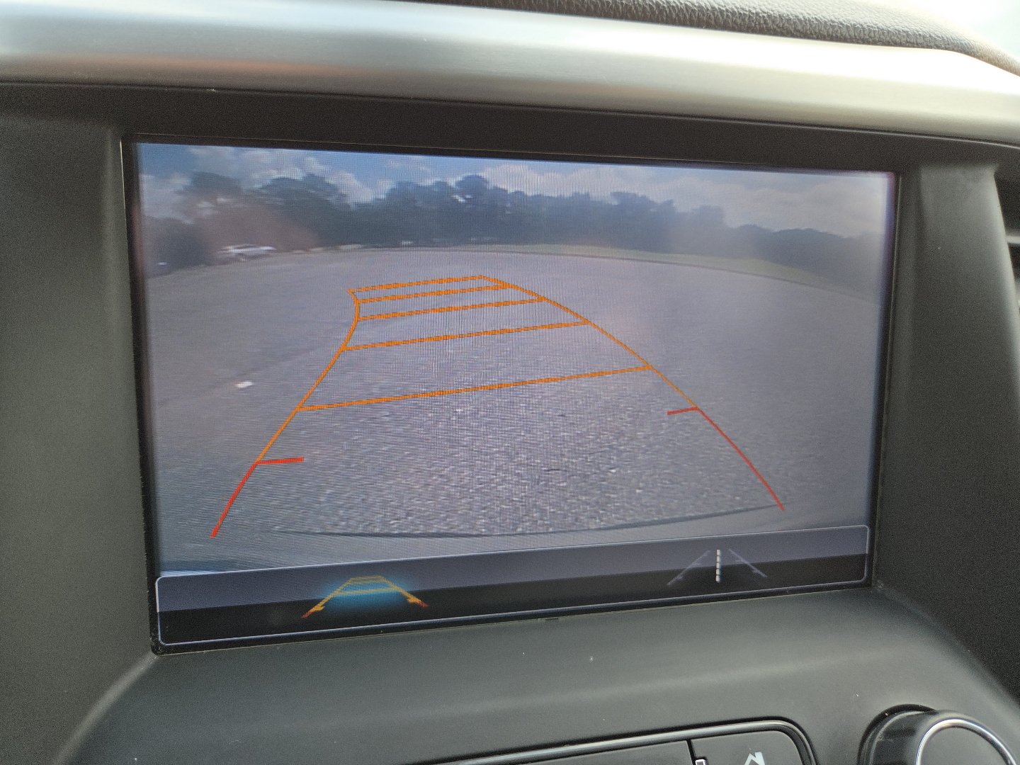 Used 2017 GMC Acadia SLT FWD image 7