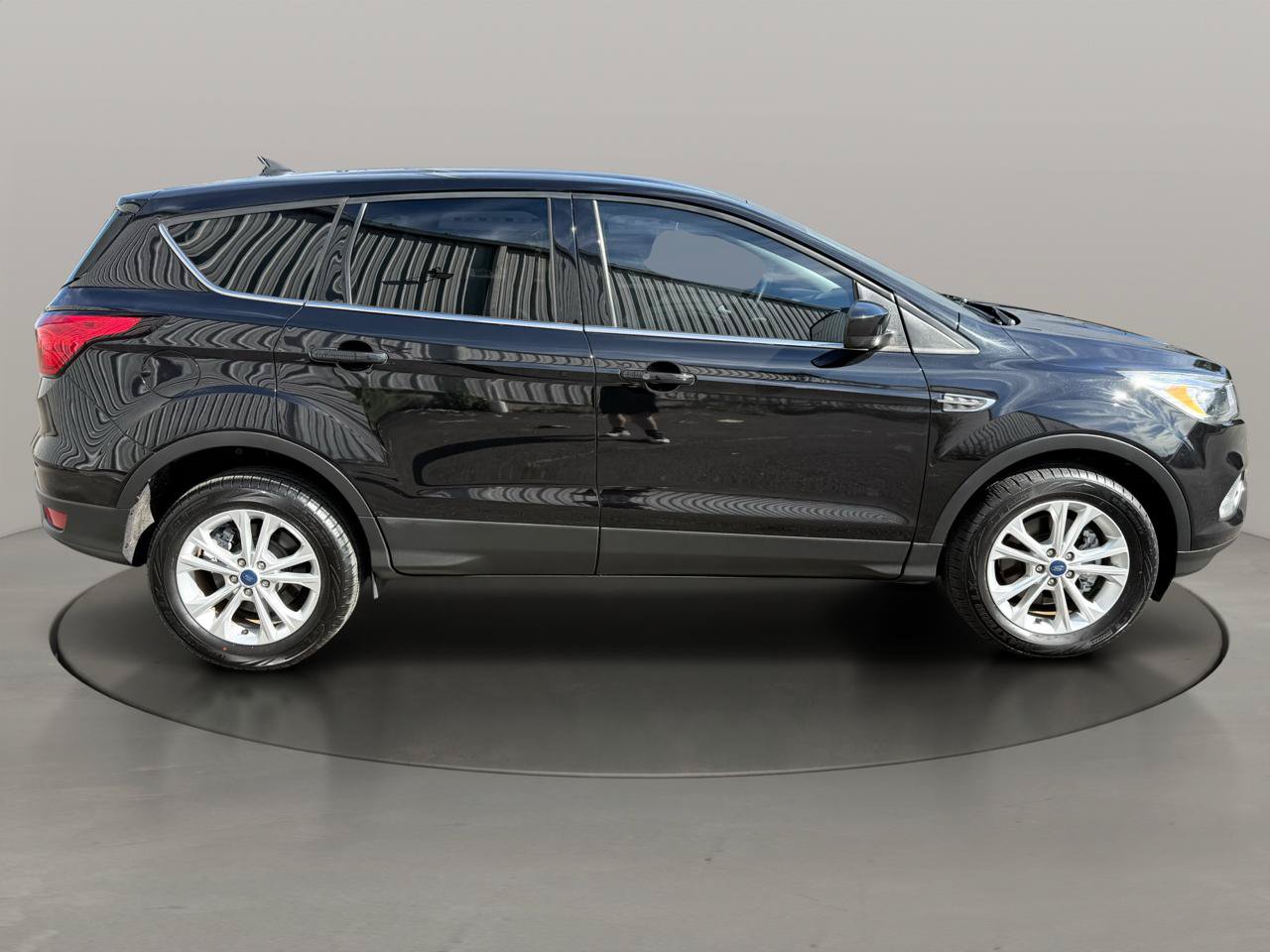Used 2019 Ford Escape SE AWD/4WD image 7