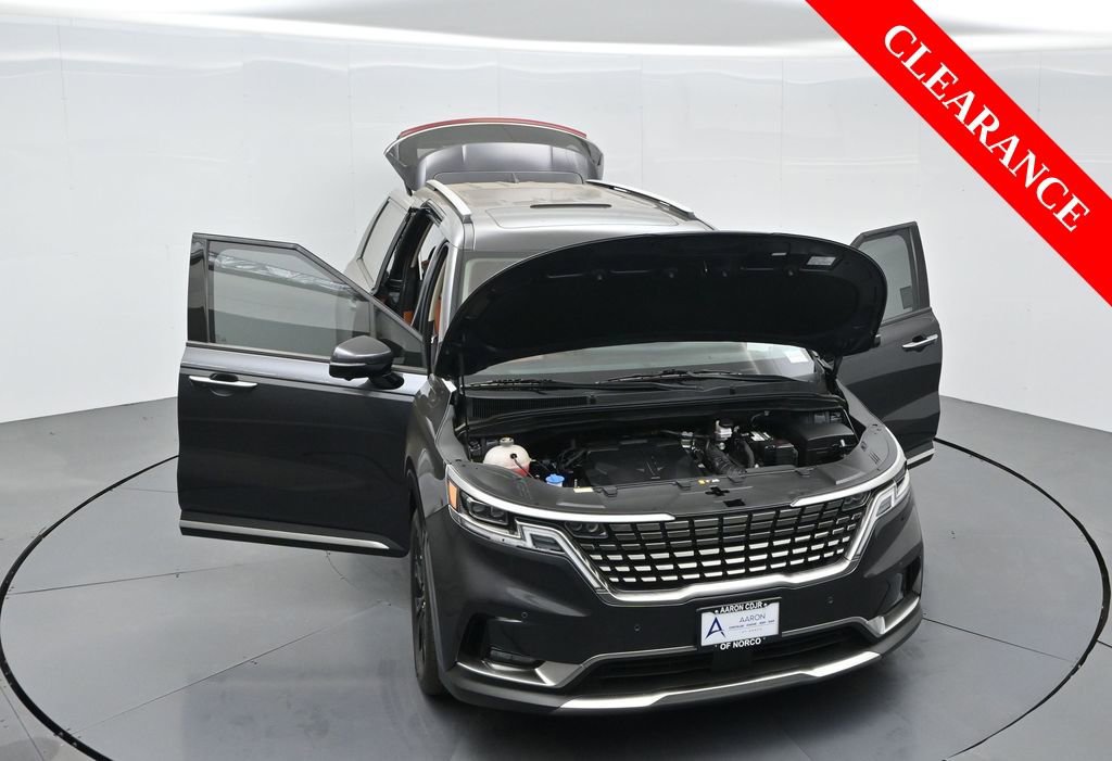 Used 2023 Kia Carnival SX Prestige image 43