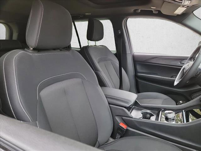 Used 2024 Jeep Grand Cherokee Laredo X w/ Luxury Tech Group I AWD/4WD image 12