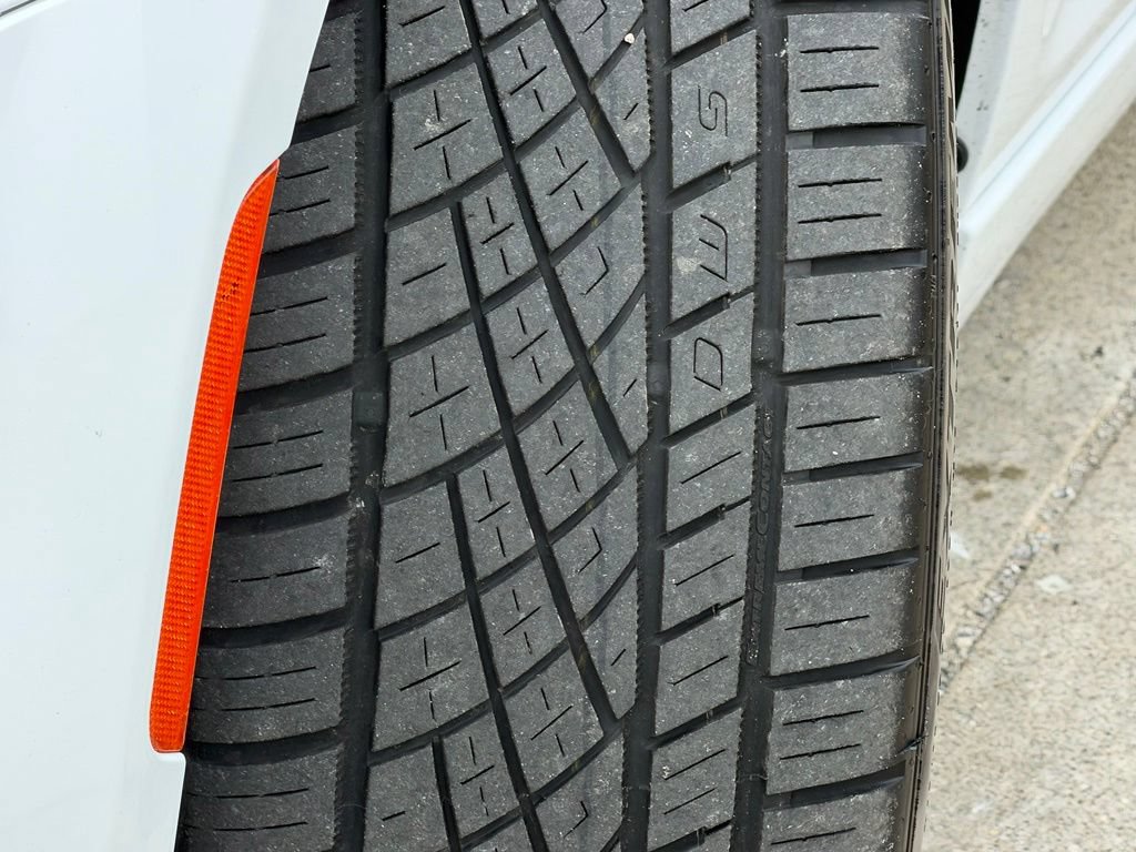 Used 2023 Chrysler 300 C RWD image 12