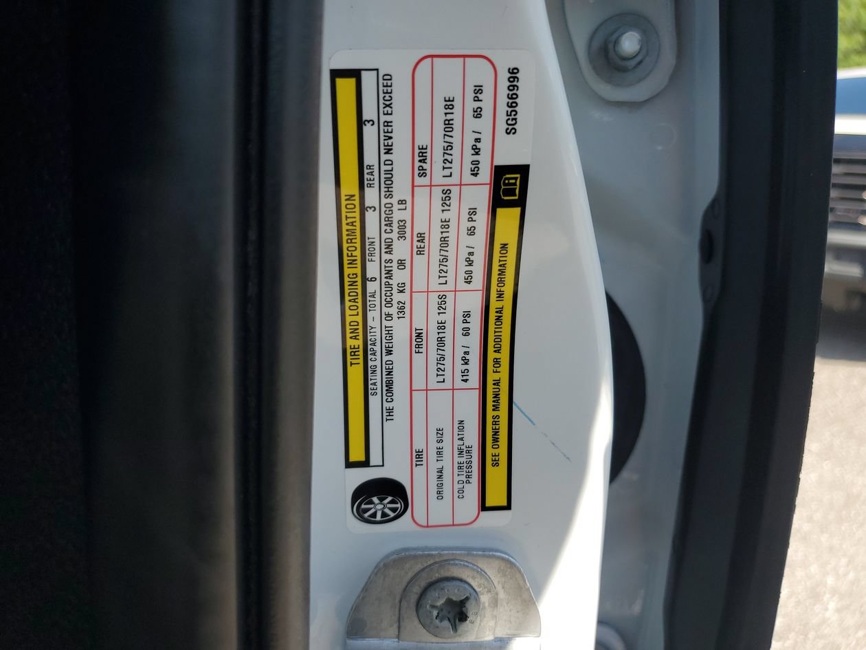 Used 2025 RAM 2500 Big Horn AWD/4WD image 32