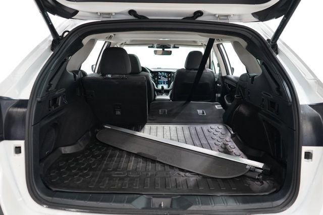 Used 2024 Subaru Outback Onyx Edition image 34