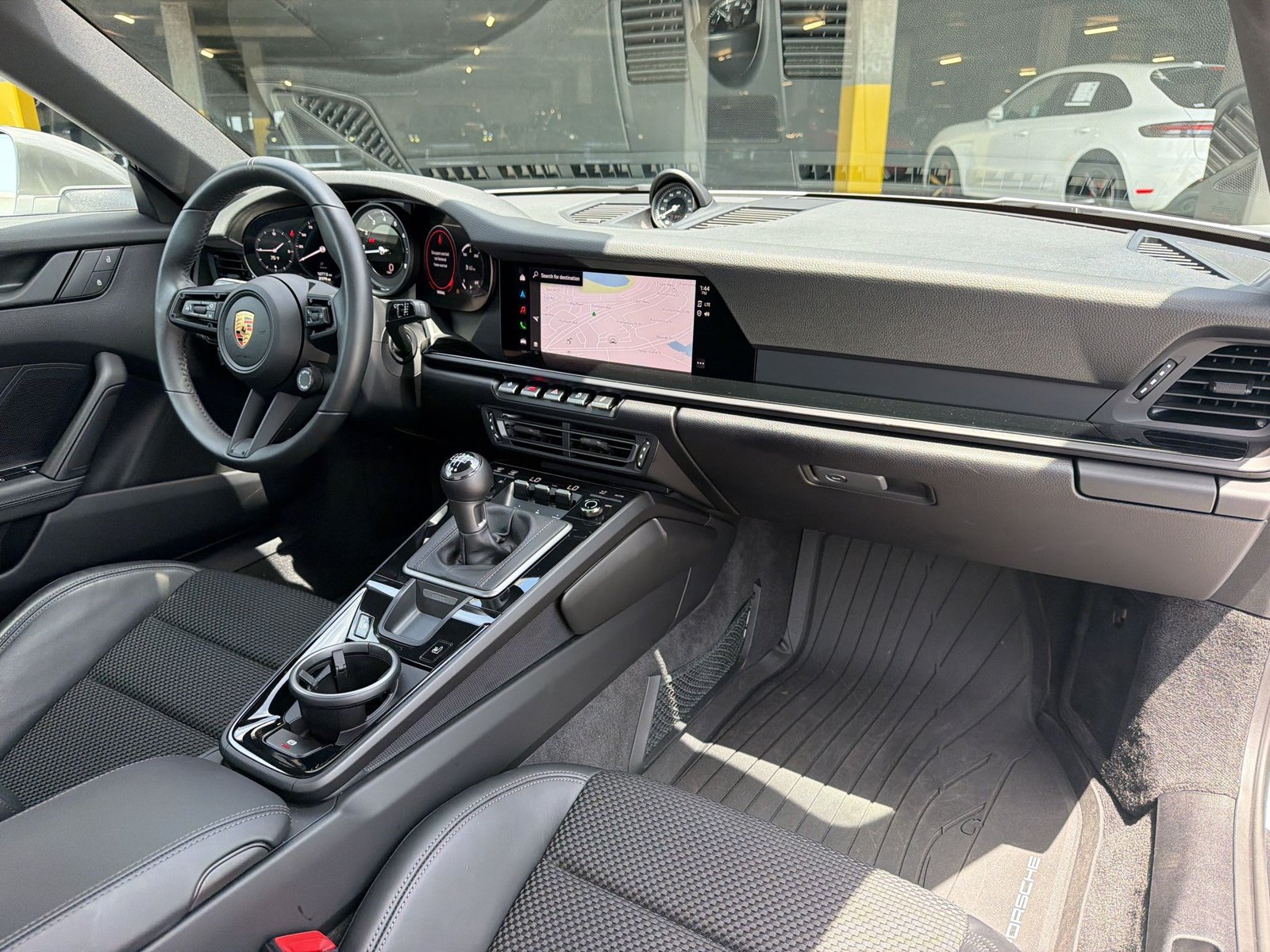 Certified 2024 Porsche 911 Carrera T RWD image 28