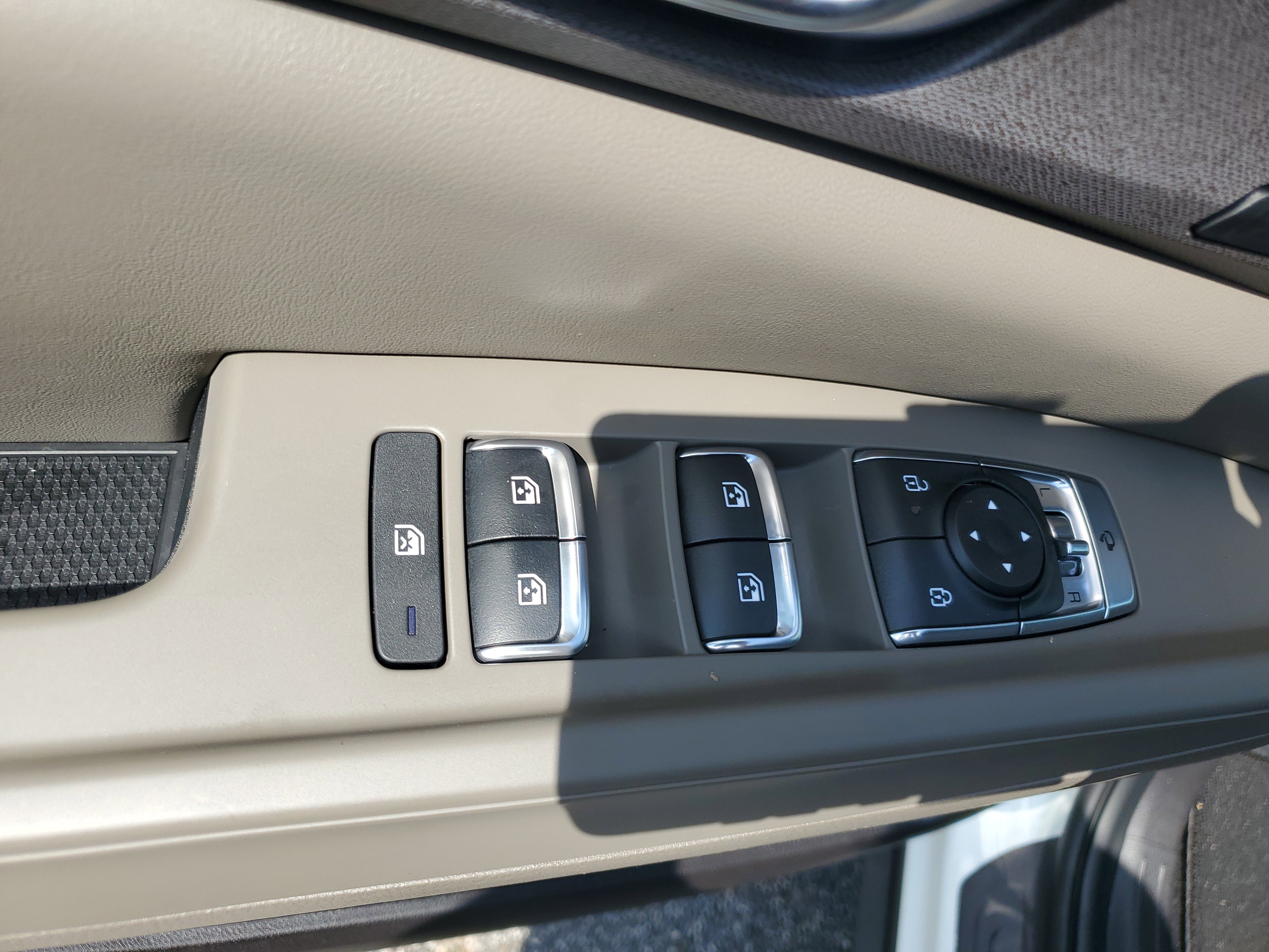 New 2026 Kia Carnival EX image 23