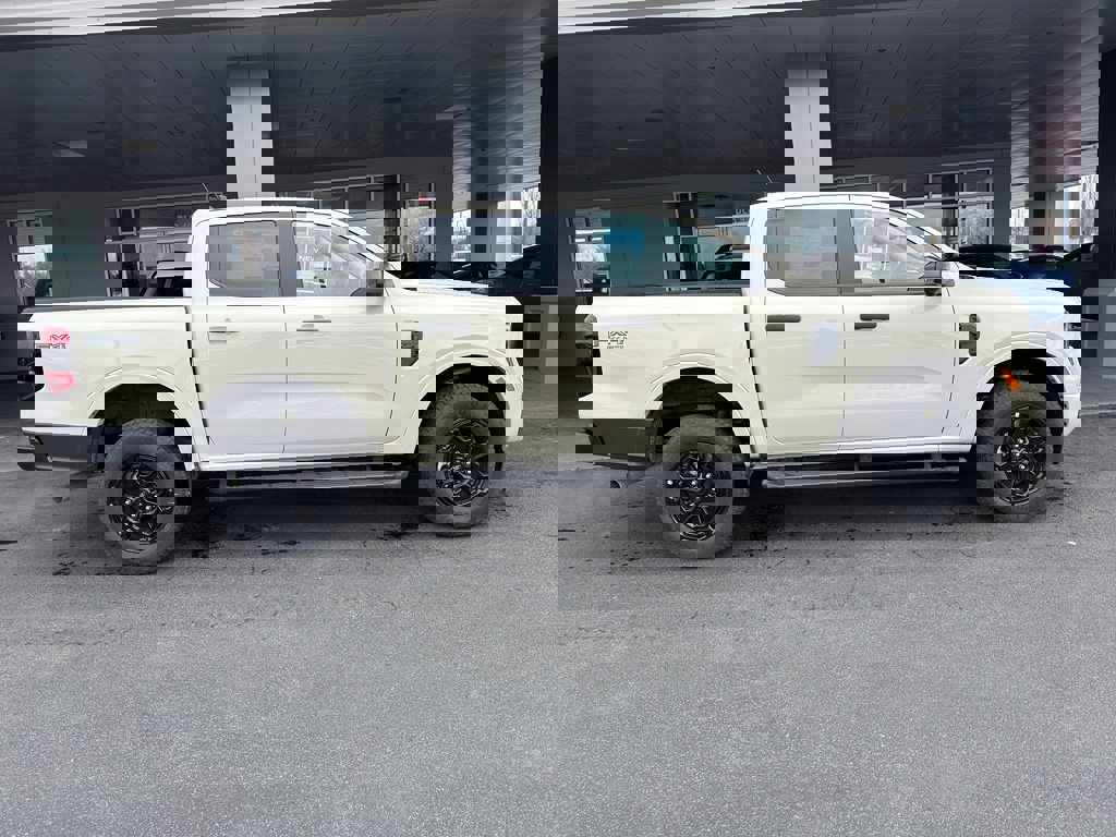 New 2025 Ford Ranger XLT image 10