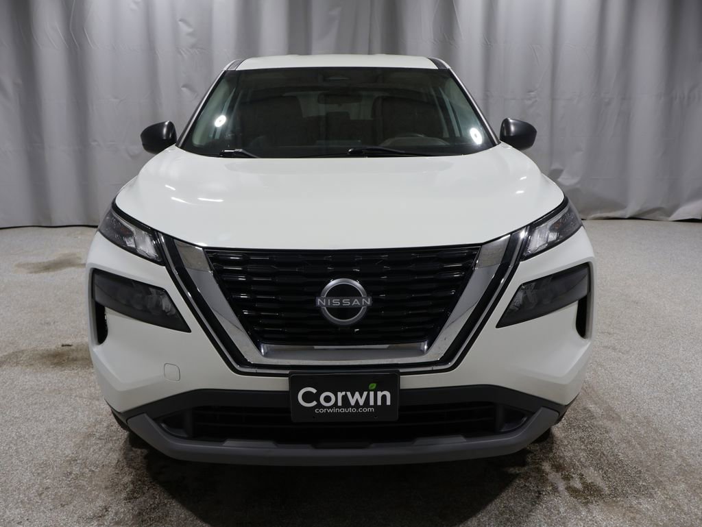 Used 2022 Nissan Rogue S image 6
