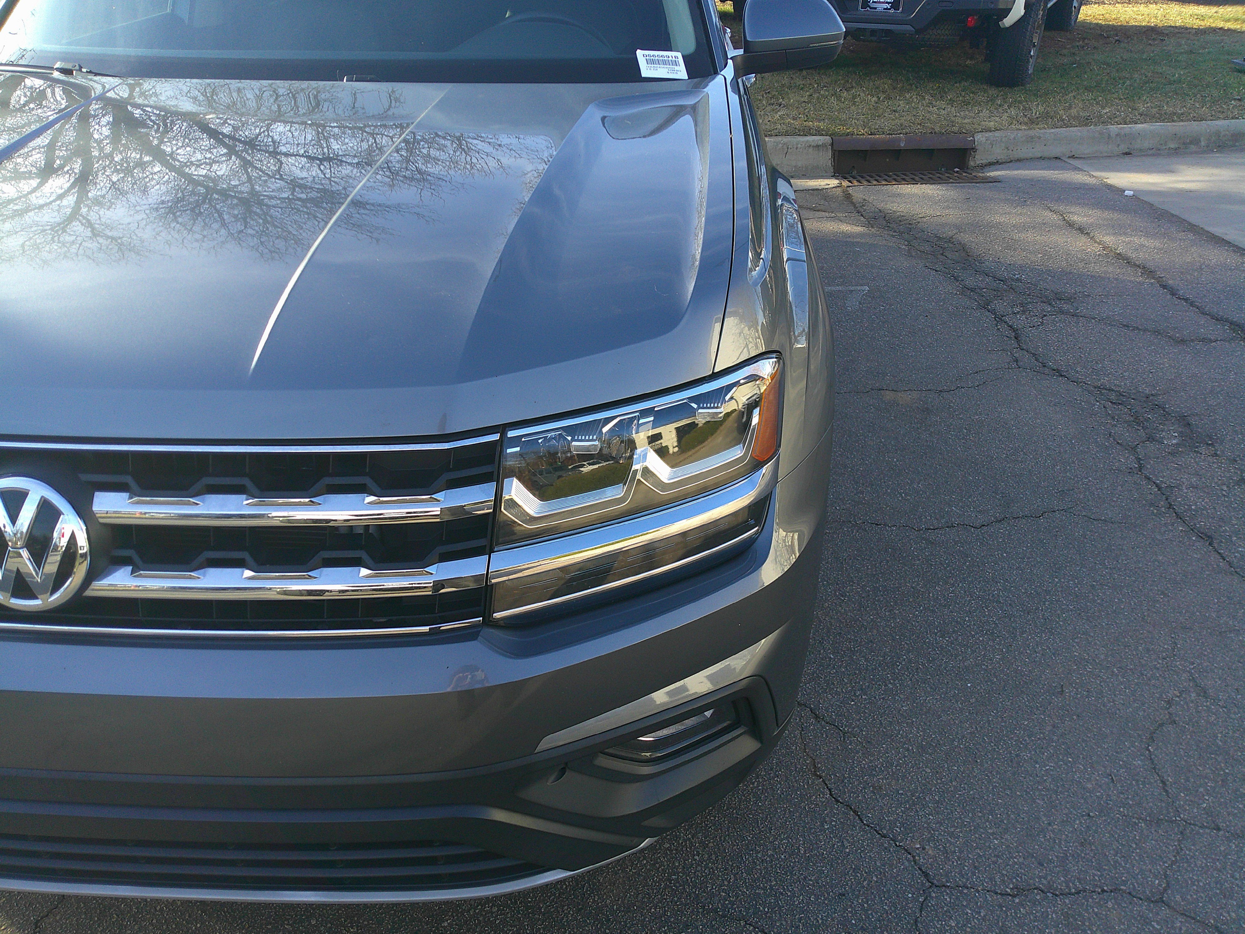 Used 2018 Volkswagen Atlas SE image 6