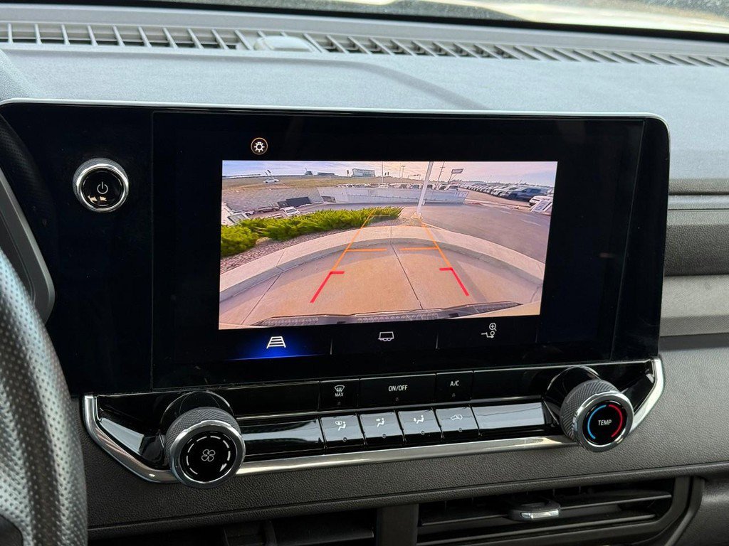 Used 2024 Chevrolet Colorado W/T image 23