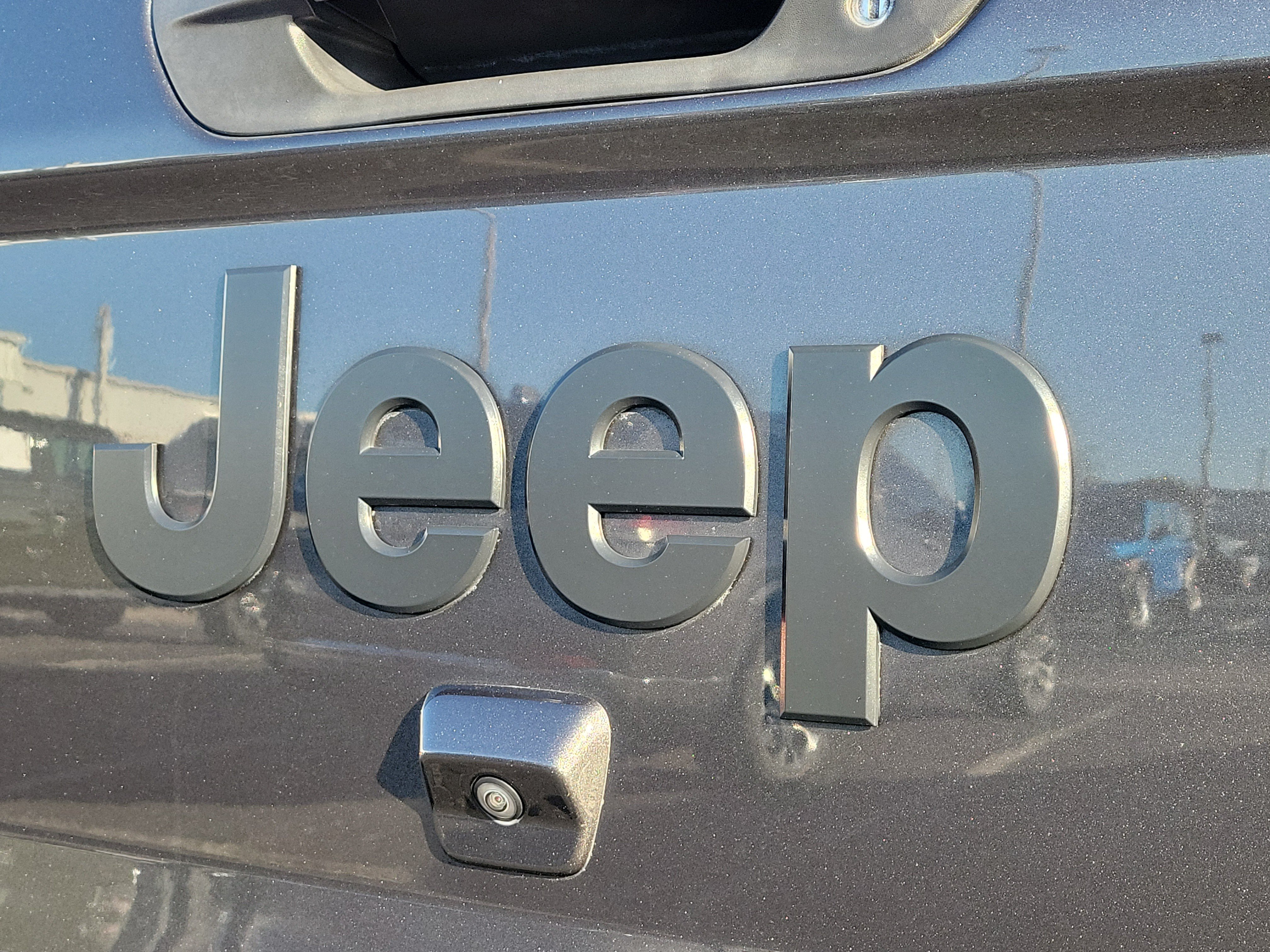 Used 2023 Jeep Gladiator Sport AWD/4WD image 10