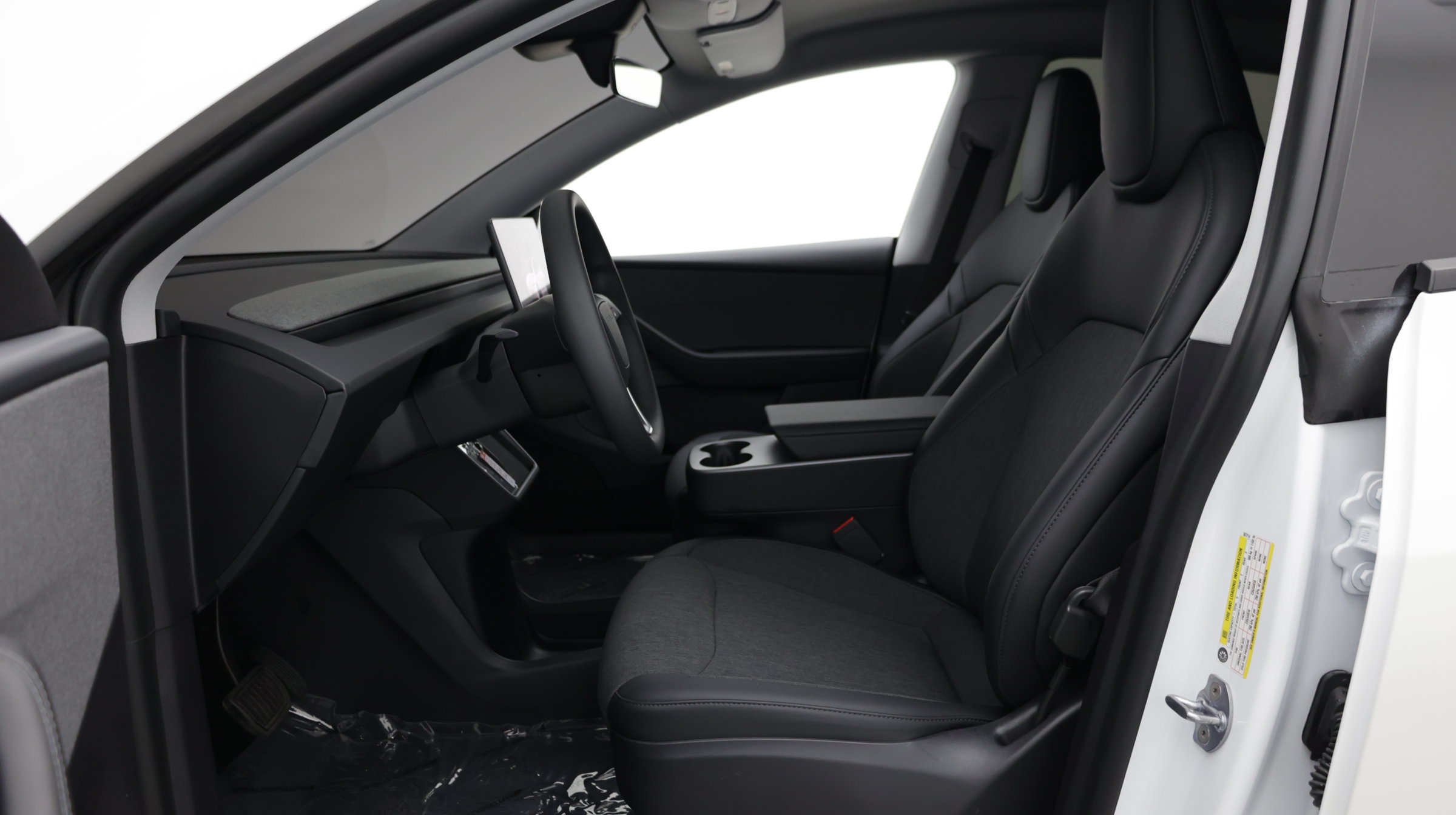 Used 2026 Tesla Model Y 2WD image 11