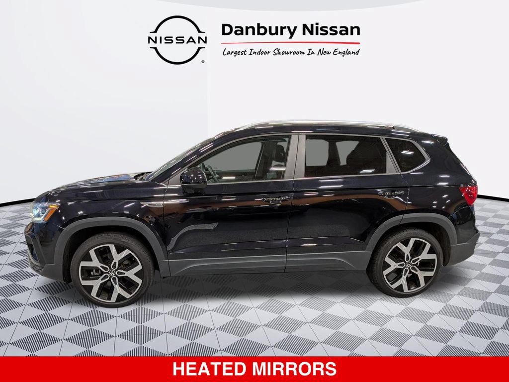 Used 2022 Volkswagen Taos SEL w/ Panoramic Sunroof Package AWD/4WD image 6