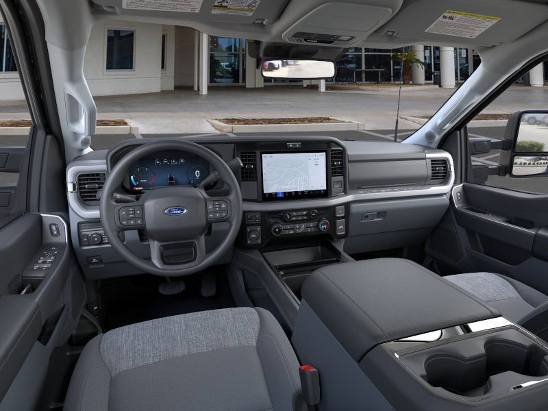 New 2026 Ford F350 XLT w/ XLT Premium Package AWD/4WD image 9